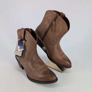 Ariat Women's Brown Leather Western Boots